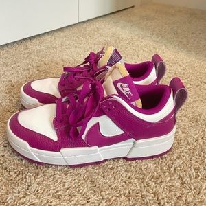 Nike Dunks Low Active Fuchsia Pink Size 7.5
